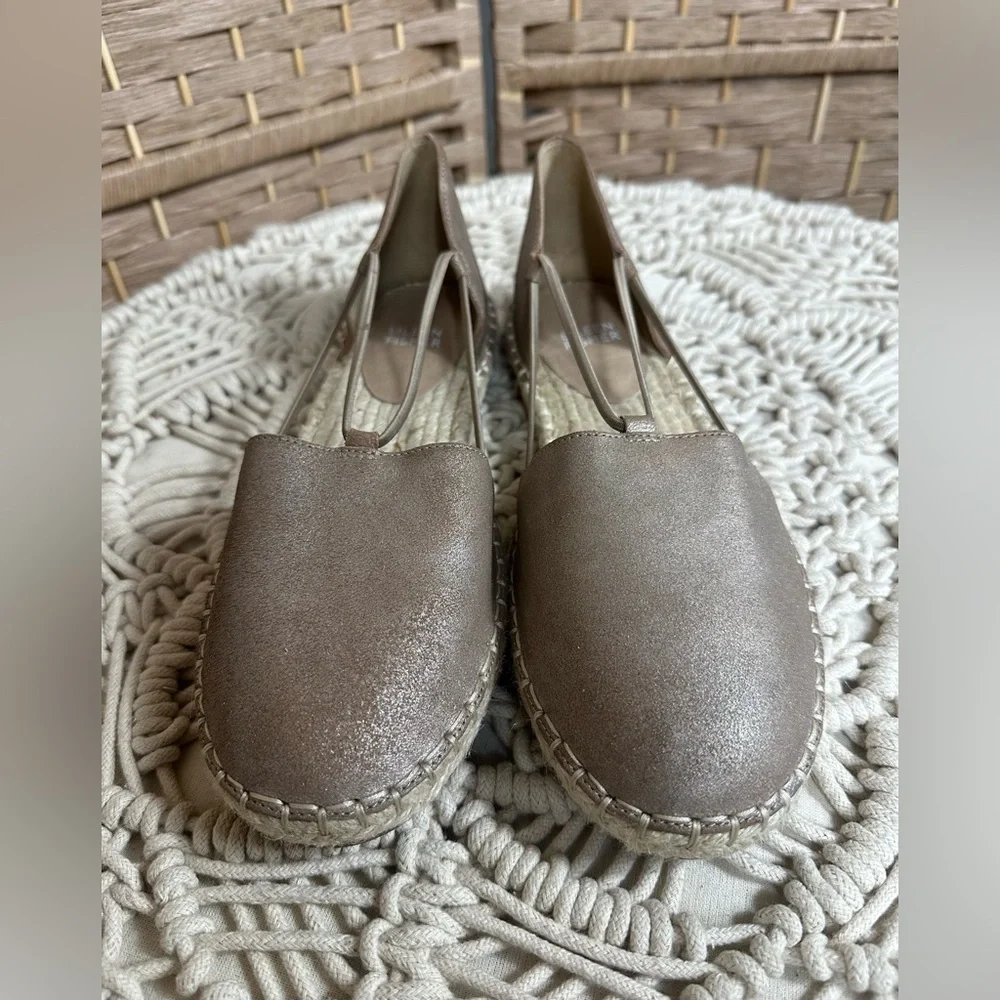 Eileen Fisher Lee Metallic Suede Espadrille Flat - Size 8